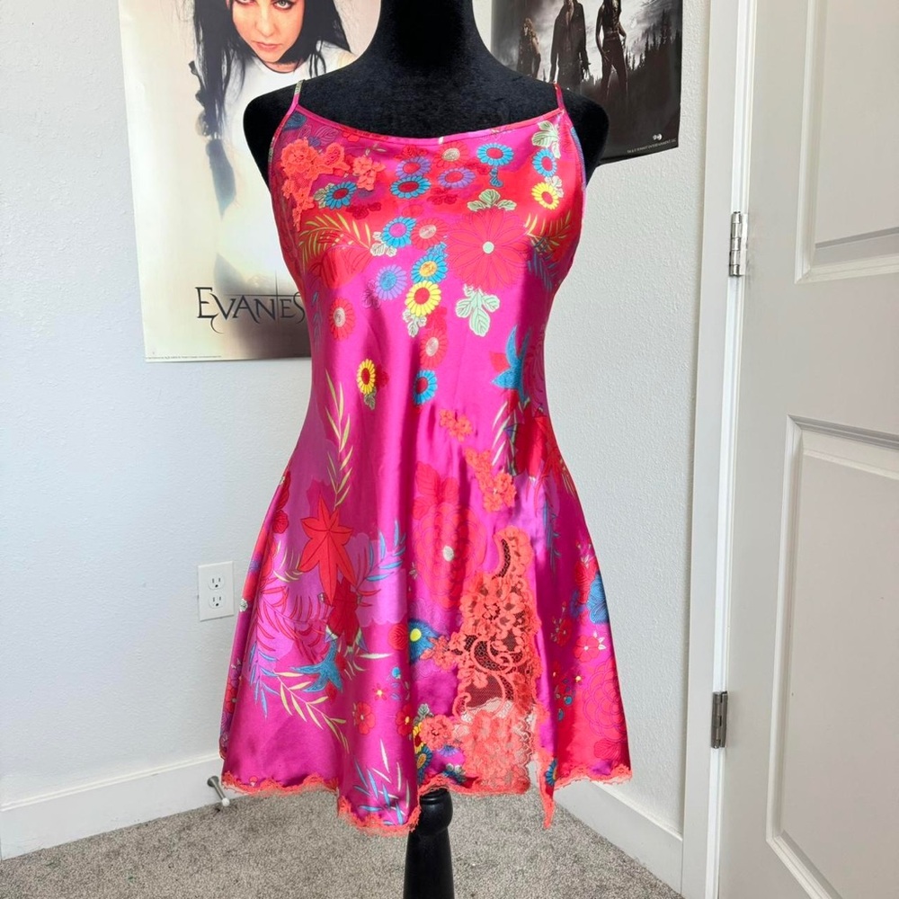 VS Y2K Floral Satin Lace Embellished Babydoll XS